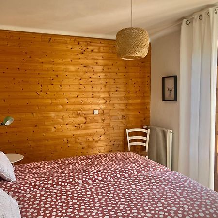 La Perle Des Montagnes - Bed And Breakfast - Chambre D Hote แวร์เนต์-เลส์-บานส์ ภายนอก รูปภาพ